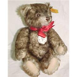 Steiff Teddy Replica Minature 1926 6 in.