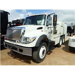 2004 INTERNATIONAL 7600 FUEL & LUBE TRUCK, VIN/SN:1HTWYAXR84J014633 - T/A, 332 HP CAT C-12 ENGINE, 1