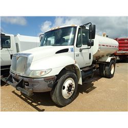2006 INTERNATIONAL 4200 WATER TRUCK, VIN/SN:1HTMPAFP46H344449 - S/A, VT365 IHC ENGINE, 6 SPEED TRANS