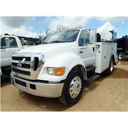 2005 FORD F650 MECHANICS TRUCK, VIN/SN:3FRWF65F25V198901 - CUMMINS ENGINE, 7 SPEED TRANS, 26K GVWR, 