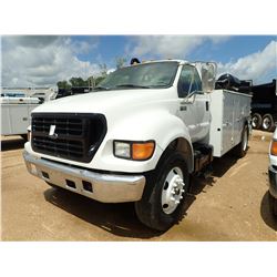 2000 FORD F650 MECHANIC TRUCK, VIN/SN:3FDNF6541YMA63132 - S/A, CUMMINS DIESEL ENGINE, 5 SPEED TRANS,