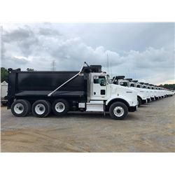 2019 KENWORTH T800 DUMP, VIN/SN:1NKDL40X5KJ217178 - TRI AXLE, 500 HP CUMMINS X15 ENGINE, ALLISON 450