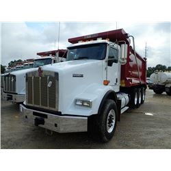 2019 KENWORTH T800 DUMP, VIN/SN:1NKDL40X1KJ217226 - TRI AXLE, 500 HP CUMMINS X15 ENGINE, ALLISON 450