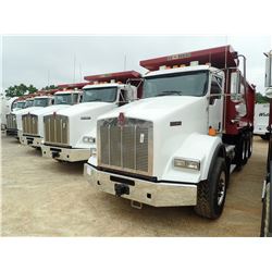 2019 KENWORTH T800 DUMP, VIN/SN:1VKDL40XXKJ217225 - TRI AXLE, 500 HP CUMMINS X15 ENGINE, ALLISON 450