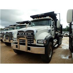 2019 MACK GU713 DUMP, VIN/SN:1M2AX07C1KM041437 - TRI AXLE, 455 HP MACK MP8 ENGINE, MACK M-DRIVE AUTO