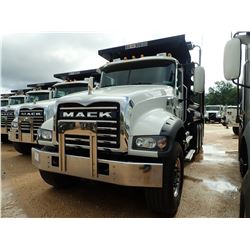 2019 MACK GU713 DUMP, VIN/SN:1M2AX07CXKM041419 - TRI AXLE, 455 HP MACK MP8 ENGINE, MACK M-DRIVE AUTO