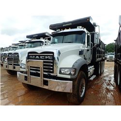 2016 MACK GU713 DUMP, VIN/SN:1M2AX07C6GM060315 - TRI AXLE, 455 HP MACK MP8 ENGINE, ALLISON 4500 RDS 