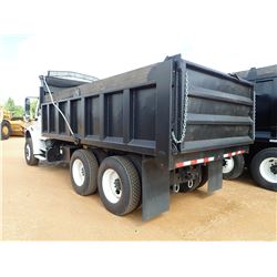 2014 FREIGHTLINER M2 DUMP TRUCK, VIN/SN:1FVHCYCY8EHFV5272 - T/A, 300HP CUMMINS ENGINE, ALLISON A/T, 