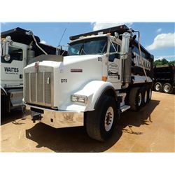 2007 KENWORTH T800 DUMP TRUCK, VIN/SN:1NKDXBTX57J173436 - TRI-AXLE, 475HP CAT ENGINE C-15, 8LL TRANS