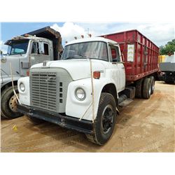 INTERNATIONAL 1800 DUMP TRUCK, VIN/SN:D0712ECA24377 - T/A, V8 GAS ENGINE, 5 SPEED TRANS, 20' DUMP BO