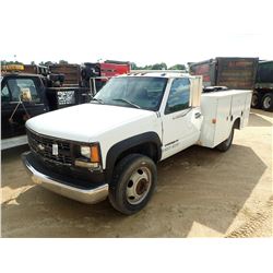 1999 CHEVROLET 3500HD SERVICE TRUCK, VIN/SN:1GBKC34JXXF036939 - V8 GAS ENGINE, A/T, KNAPHEIDE SERVIC