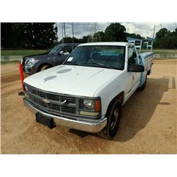 1995 CHEVROLET CHEYENNE 2500 SERVICE TRUCK, VIN/SN:1GBGC24K2SE224023 - V8 GAS ENGINE, KNAPHEIDE SERV