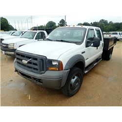 2005 FORD F450 XL FLATBED, VIN/SN:1FDXW47P25EC96300 - S/A, 4X4, EXTENDED CAB, FORD POWER STROKE DIES