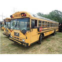 BLUEBIRD SCHOOL BUS, VIN/SN:213324 - 47 PASSENGER, A/T