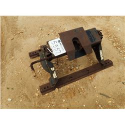VICTORIA FIFTH WHEEL HITCH (A-1)