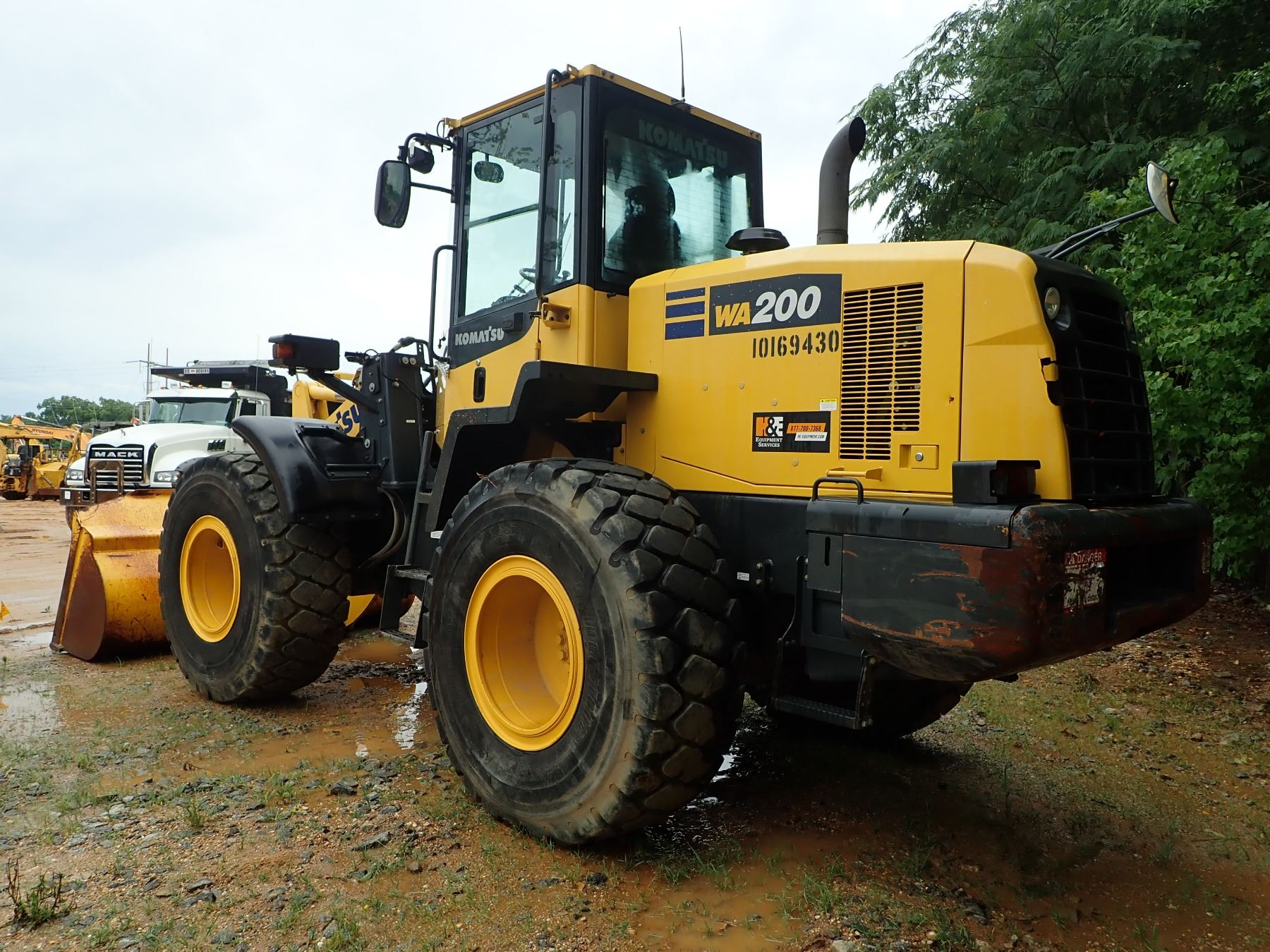 2015 KOMATSU WA2007 WHEEL LOADER, VIN/SN80483 BUCKET, AUX HYD, RIDE