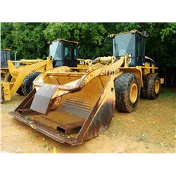CAT 938G WHEEL LOADER, VIN/SN:6WS01487 - WICKER FORKS W/TOP CLAMP, WICKER, BUCKET, CAB, A/C, 20.5R25