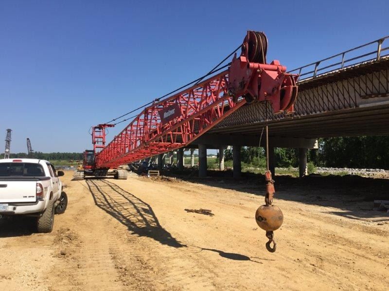 2010 MANITOWOC 1000 CRAWLER CRANE, VIN/SN100001183 HINO P1 1C T3