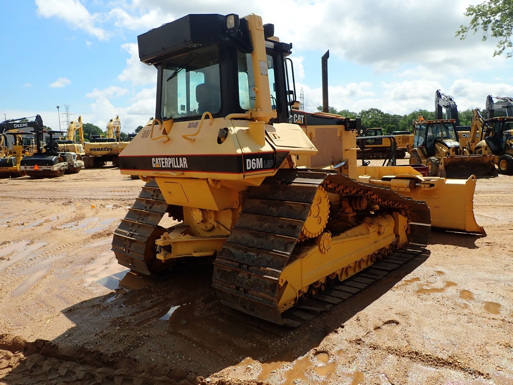 CAT D6M LGP CRAWLER TRACTOR VIN SN 4JN02875 6 WAY BLADE CAB A C cat-d6m-lgp-crawler-tractor-vin-sn-4jn02875-6-way-blade-cab-a-c