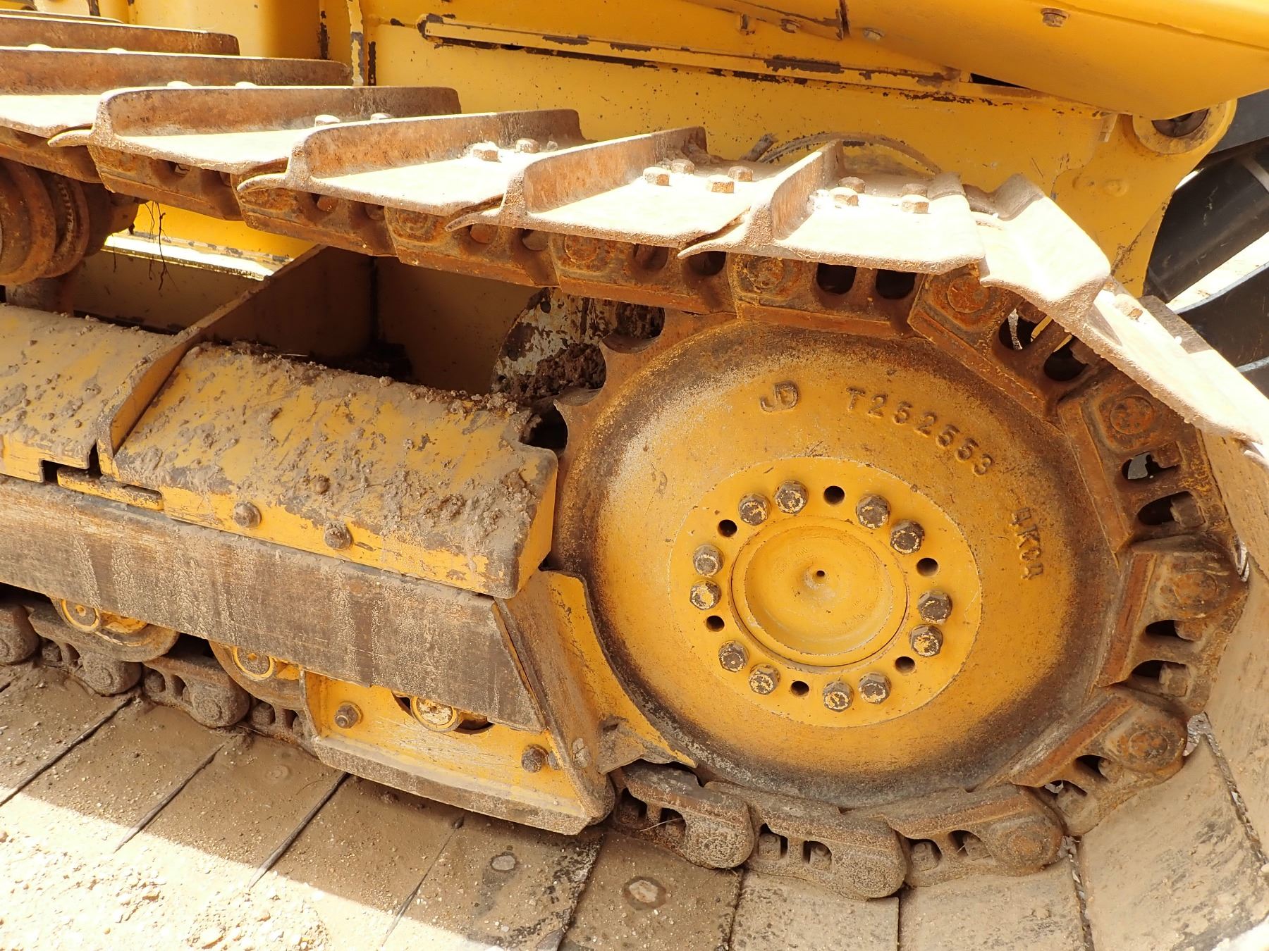 2015 JOHN DEERE 650K LGP CRAWLER TRACTOR, VIN/SN:278427 - 6 WAY BLADE ...