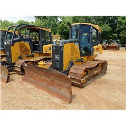 2015 JOHN DEERE 650K LGP CRAWLER TRACTOR, VIN/SN:271682 - 6 WAY BLADE, GPS READY, CAB, A/C, METER RE