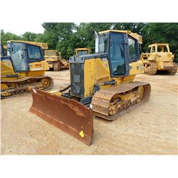 2014 JOHN DEERE 650K LGP CRAWLER TRACTOR, VIN/SN:265420 - 6 WAY BLADE, CAB, A/C, METER READING 2,027