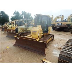 2012 KOMATSU D31PX-22 CRAWLER TRACTOR, VIN/SN:60773 - 6 WAY BLADE, CAB, A/C, METER READING 4,382 HOU