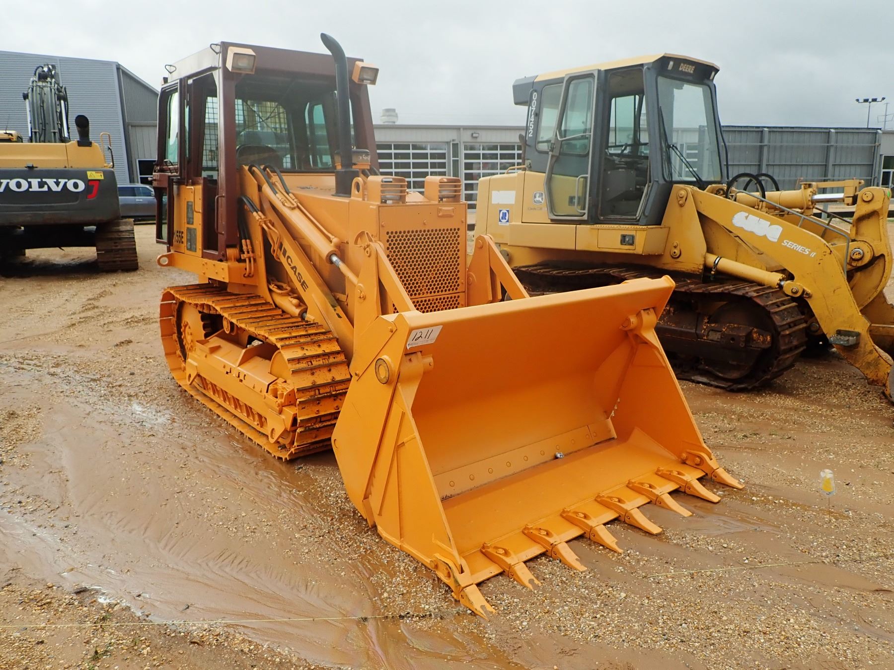 CASE 1155E CRAWLER LOADER VIN SN JAK0009857 MP BUCKET WINCH CAB A case-1155e-crawler-loader-vin-sn-jak0009857-mp-bucket-winch-cab-a