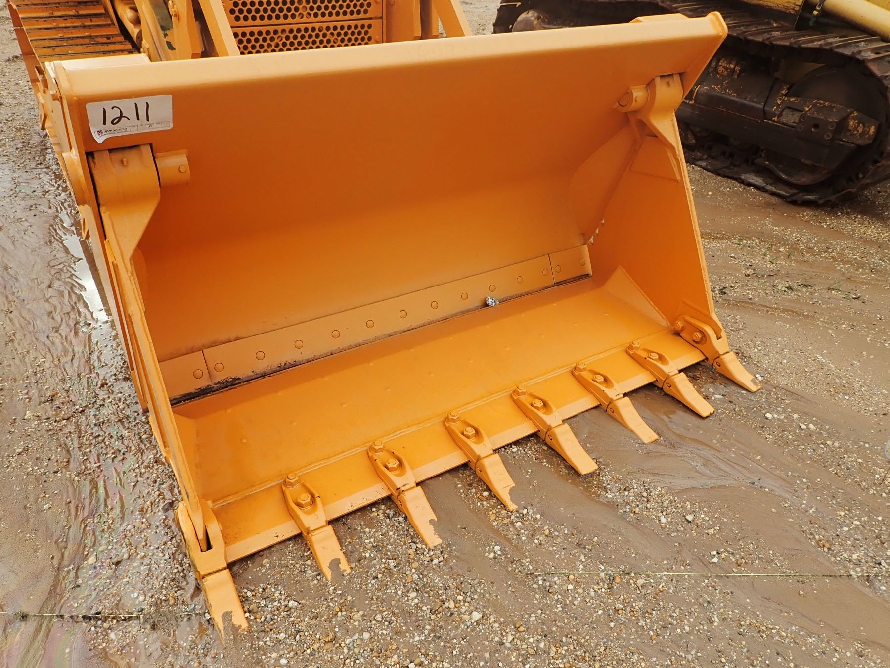 CASE 1155E CRAWLER LOADER VIN SN JAK0009857 MP BUCKET WINCH CAB A case-1155e-crawler-loader-vin-sn-jak0009857-mp-bucket-winch-cab-a