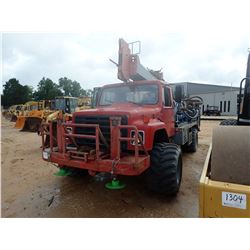 MOBILE B80 EXPLORATORY MOBILE DRILL, VIN/SN:624768 - 300' OF DRILL PIPE, BITS, SUBS & CORE BARREL AL