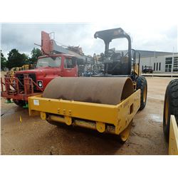 2016 CAT CS56B ROLLER, VIN/SN:S5600259 - VIBRATORY, 84" SMOOTH DRUM, CANOPY, METER READING 1,010 HOU