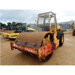 DYNAPAC CA25 IID ROLLER, VIN/SN:5751248 - VIBRATORY, 84" SMOOTH DRUM, CANOPY, METER READING 5,061 HO