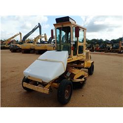 WALDON SWEEPMASTER 250 SWEEPER, VIN/SN:29815-012 - 8' BROOM, WATER TANK, CAB, A/C, METER READING 308