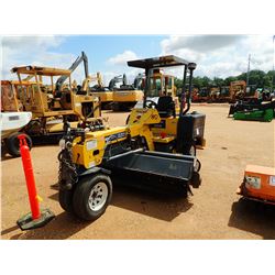 2014 TERRAMITE TSS48 BROOM, VIN/SN:214TS0401 - DIESEL ENGINE, 8' BROOM, TOW PACKAGE, CANOPY, METER R