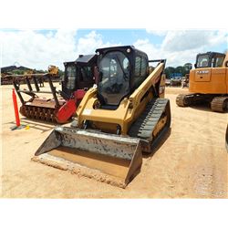 2017 CAT 299D2 SKID STEER LOADER, VIN/SN:FD202539 - CRAWLER, HIGH FLOW XPS, TWO SPEED, BUCKET, CAB, 