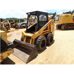 MUSTANG 2054 SKID STEER LOADER, VIN/SN:6494762 - WHEELED, GP BUCKET, CANOPY, METER READING 1,667 HOU