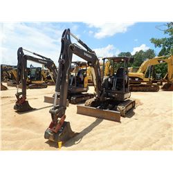 2017 VOVLO ECR40D MINI EXCAVATOR, VIN/SN:14123 - 5'-6" STICK, 18" BUCKET, COUPLER, AUX HYD, BLADE, R