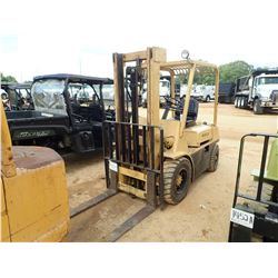HYSTER FORKLIFT, VIN/SN:E003D01657A - 5,550# CAP, DOUBLE STAGE MAST, CANOPY, METER READING 3,949 HOU