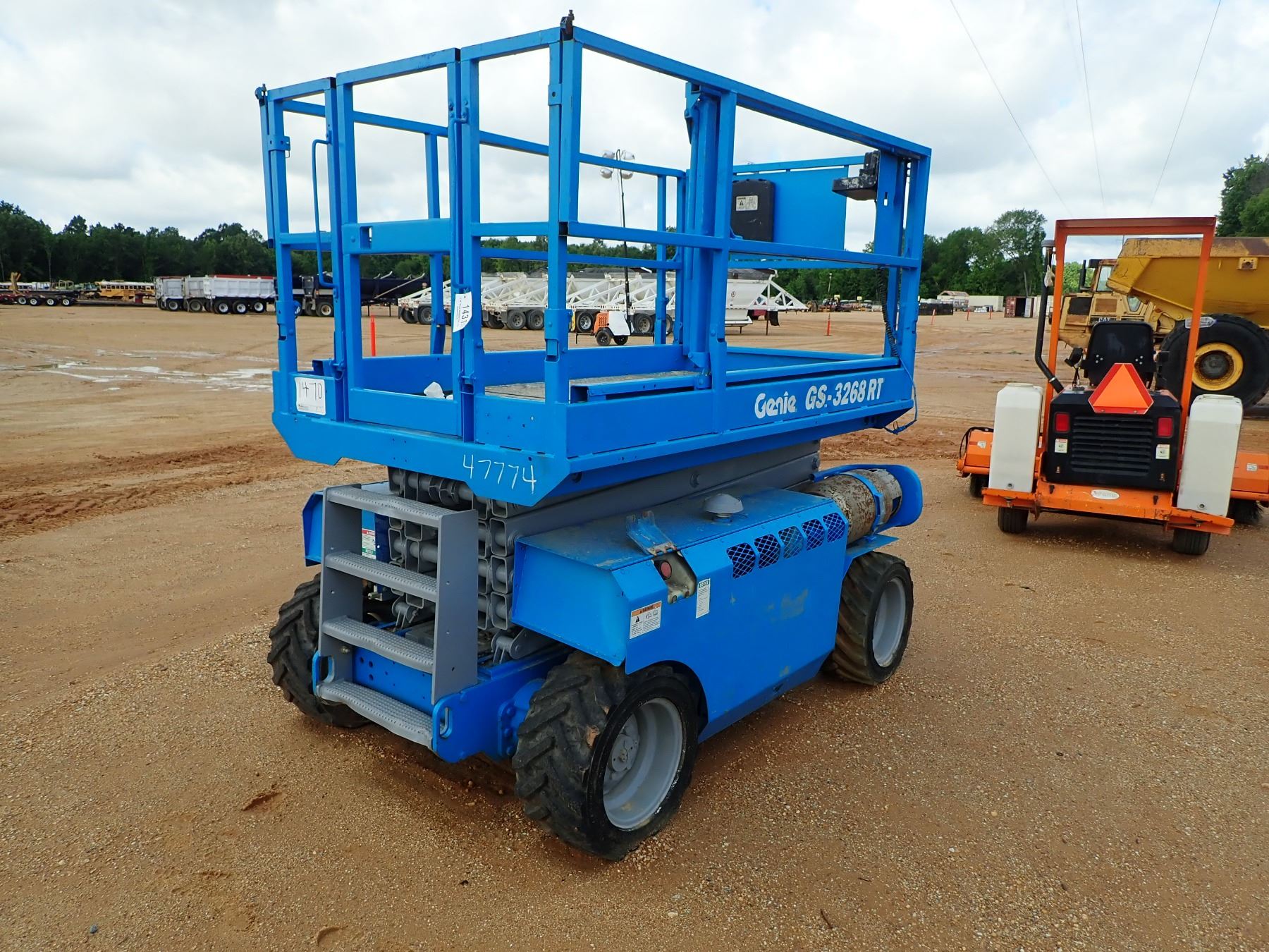 2007 GENIE GS3268RT MANLIFT, VIN/SN4777 4X4, METER READING 2,579 HOURS