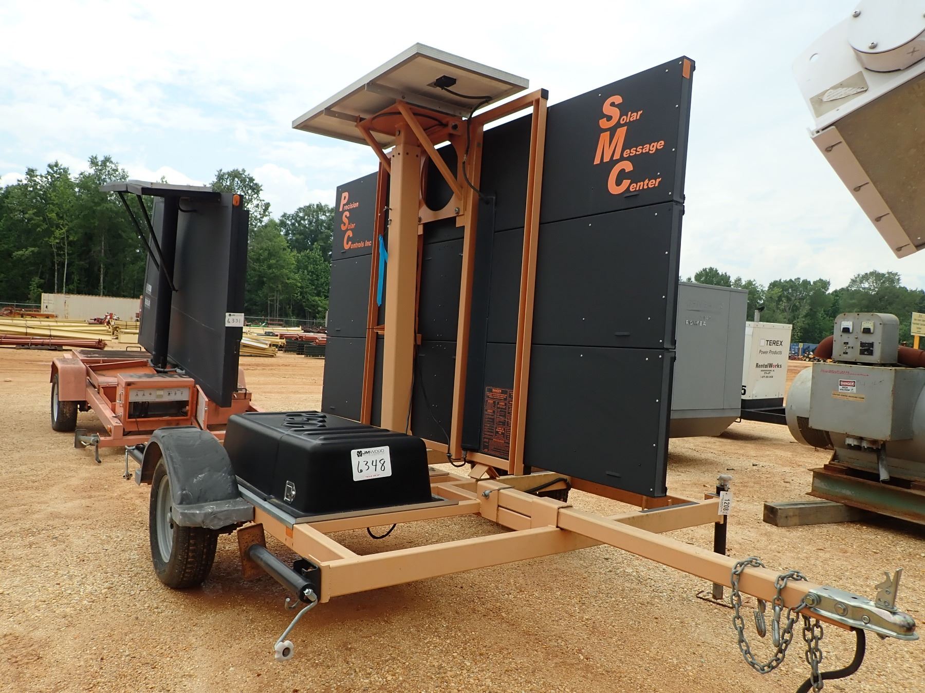 PRECISION SOLAR MESSAGE BOARD S/N 1P91D1717DG301252 (B3)