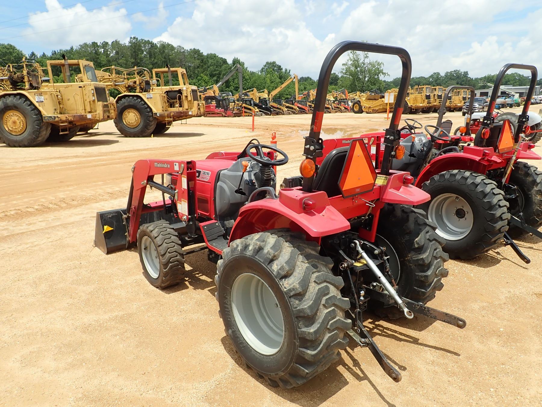 2013 MAHINDRA 3016 FARM TRACTOR, VIN/SN912592 MFWD, MAHINDRA 115