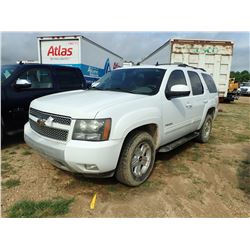 2011 CHEVROLET TAHOE Z71 VIN/SN:1GNSKBE09BR101860 - 4X4, V8 GAS ENGINE, A/T, ODOMETER READING 180,05