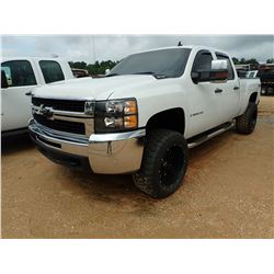 2009 CHEVROLET 2500HD PICKUP, VIN/SN:1GCHK43K69F162940 - 4X4, CREW CAB, VORTEC GAS ENGINE, A/T, ODOM