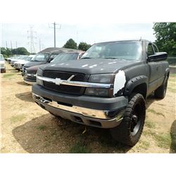 2006 CHEVROLET 2500 PICKUP, VIN/SN:1GCHK29486E267090 - 4X4, EXT CAB, V8 GAS, A/T, ODOMETER READING 1