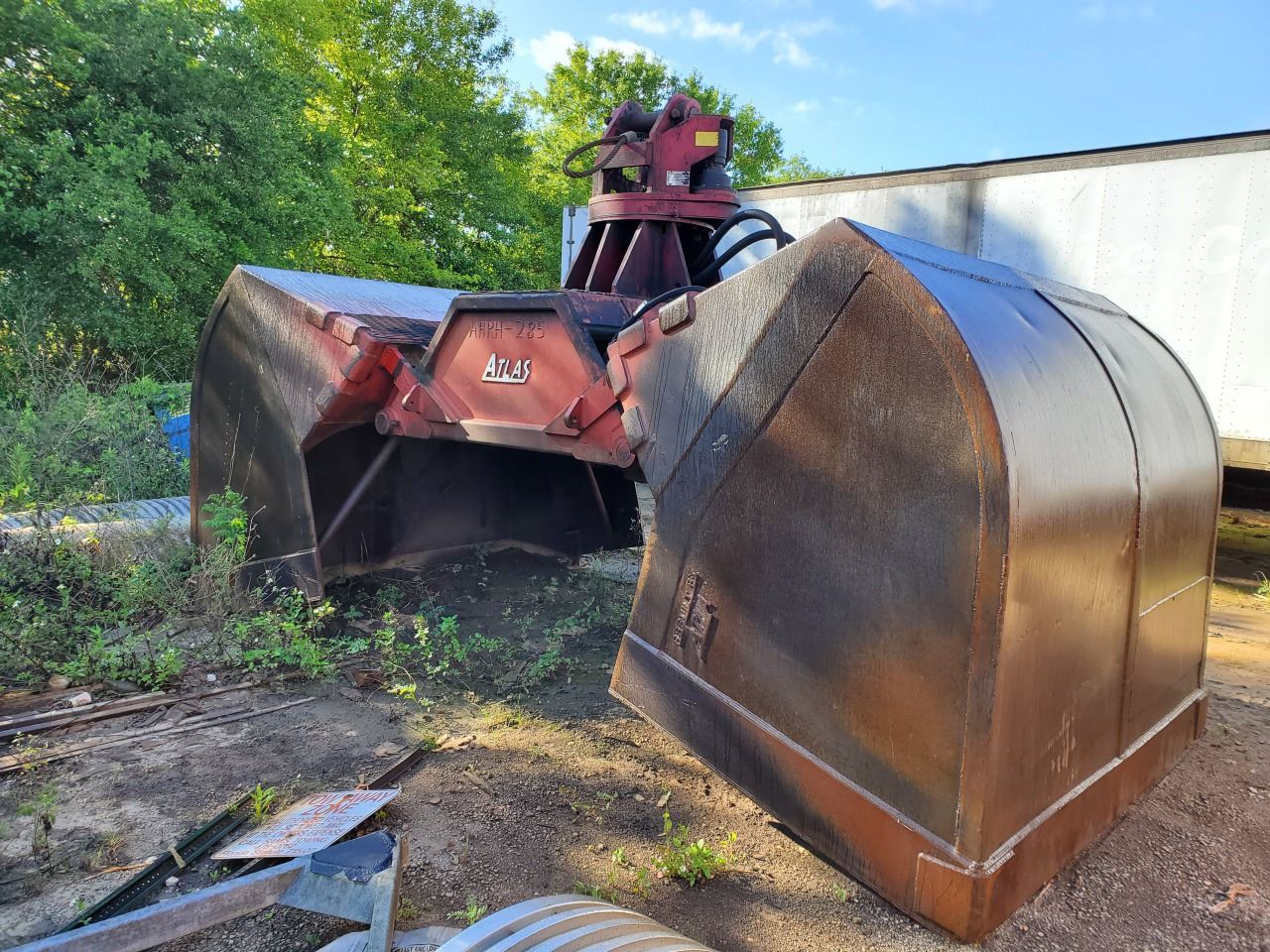 ATLAS 285 CLAM SHELL, - HYDRAULIC, ROTATOR (SELLING ABSENTEE: LOCATED ...