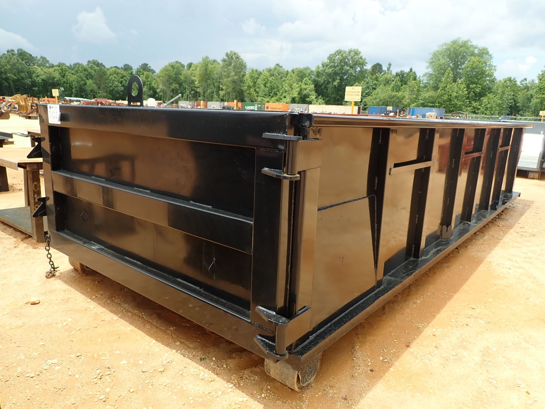 20 YARD ROLL OFF CONTAINER (B7)