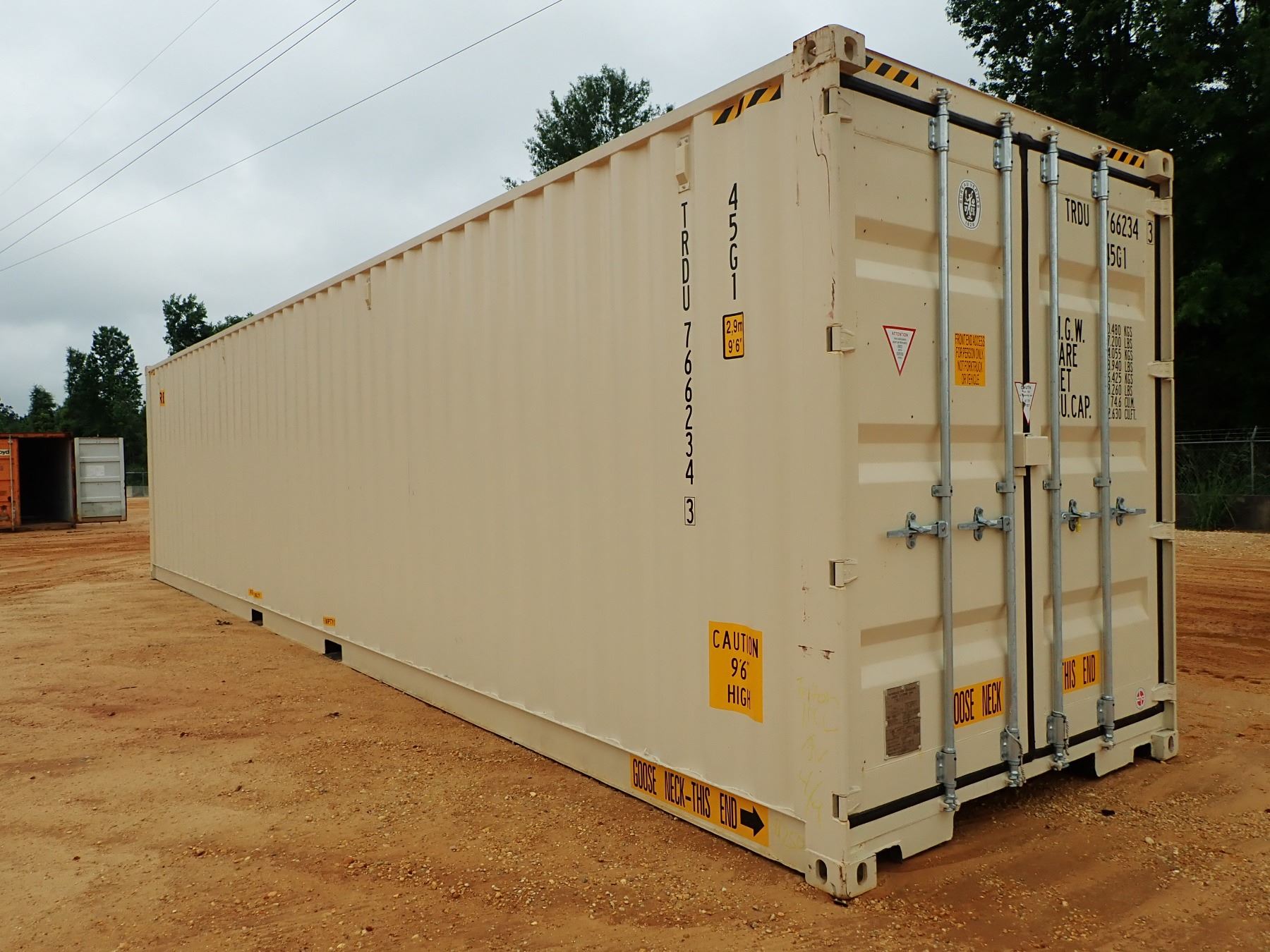 40' STEEL SHIPPING CONTAINER (B-9)