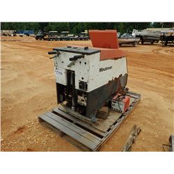 HAKO MINUTEMAN FLOOR SCRUBER/ VACUUM (B-9)