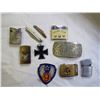 Image 2 : MILITARY KEEPSAKE BOX WITH VARIOUS PINS