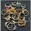 Image 1 : 25- WOMEN VINTAGE RING LOT